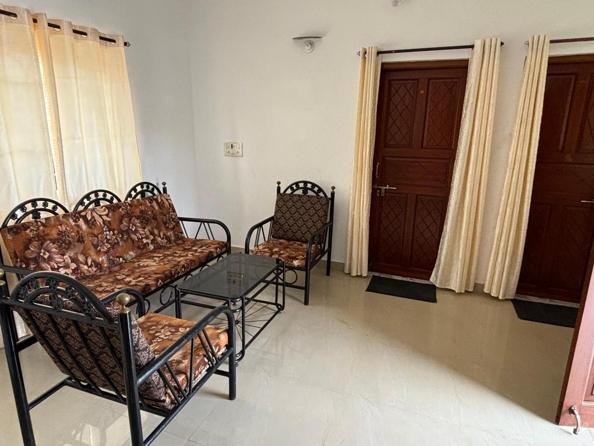 Serendipity Goa - And Cafe Apartment Arambol