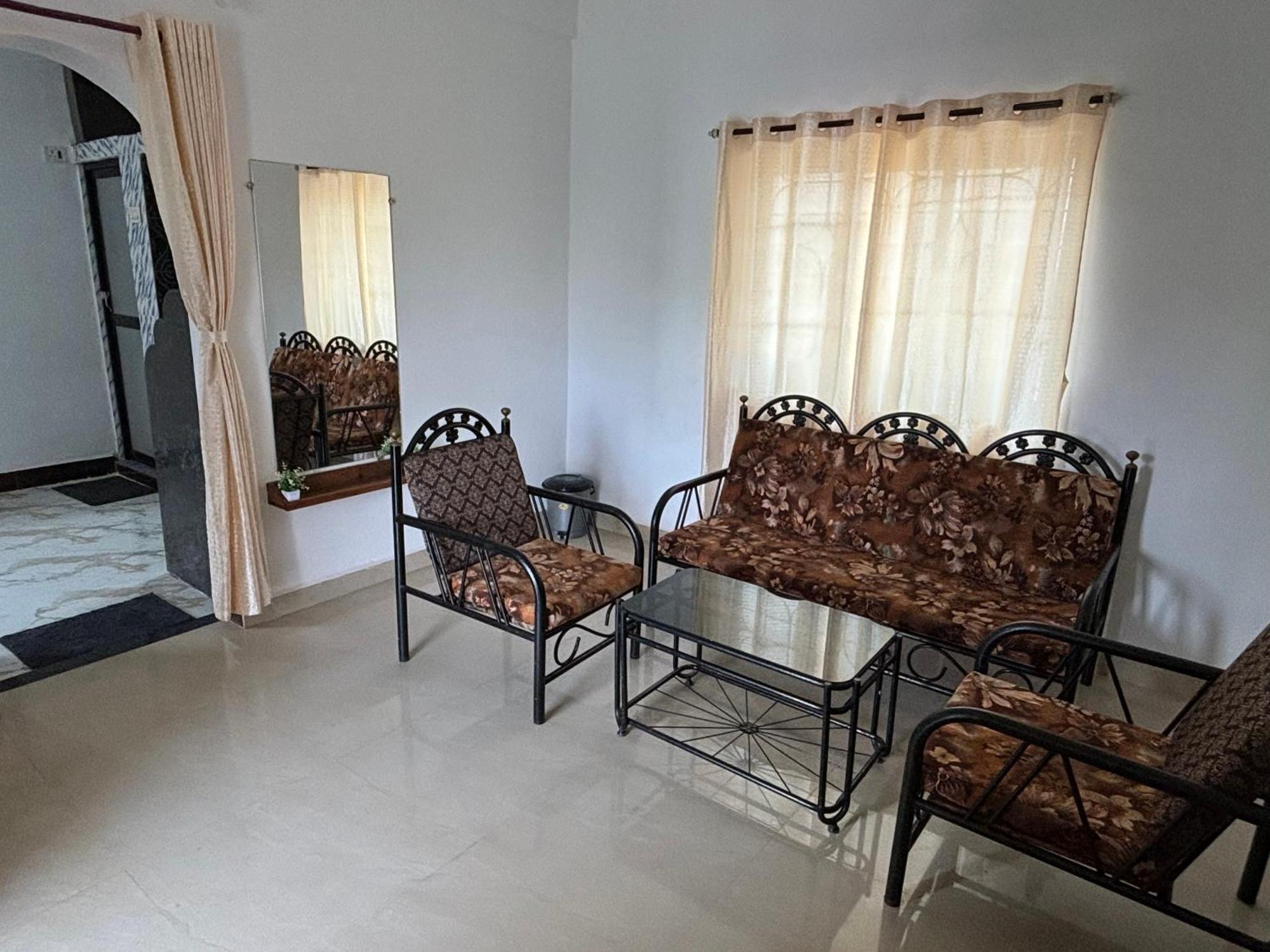 Apartment Serendipity Goa - And Cafe