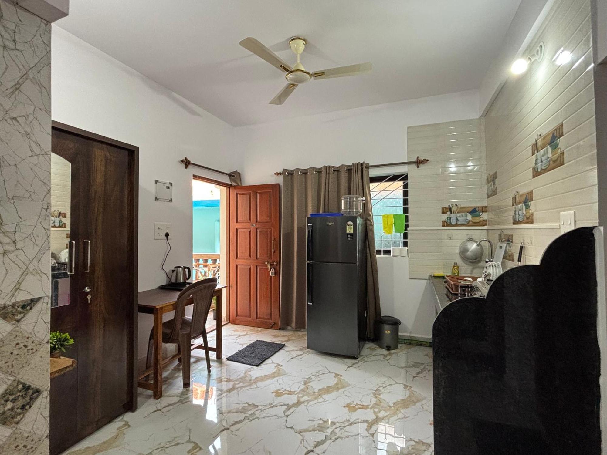Apartment Serendipity Goa - And Cafe *