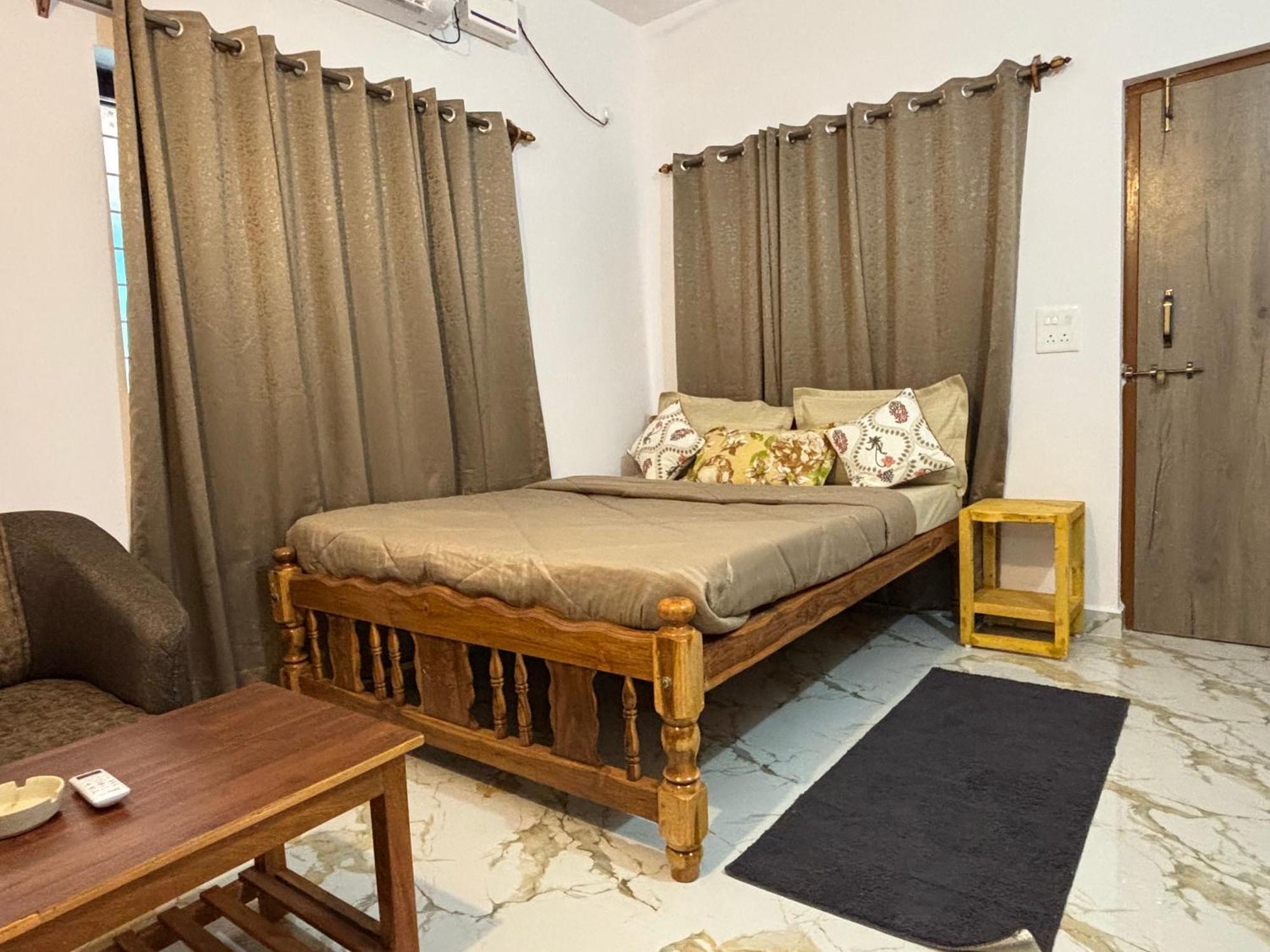 Apartment Serendipity Goa - And Cafe *